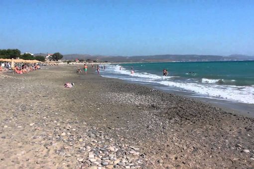 Kokkinos Pyrgos beach